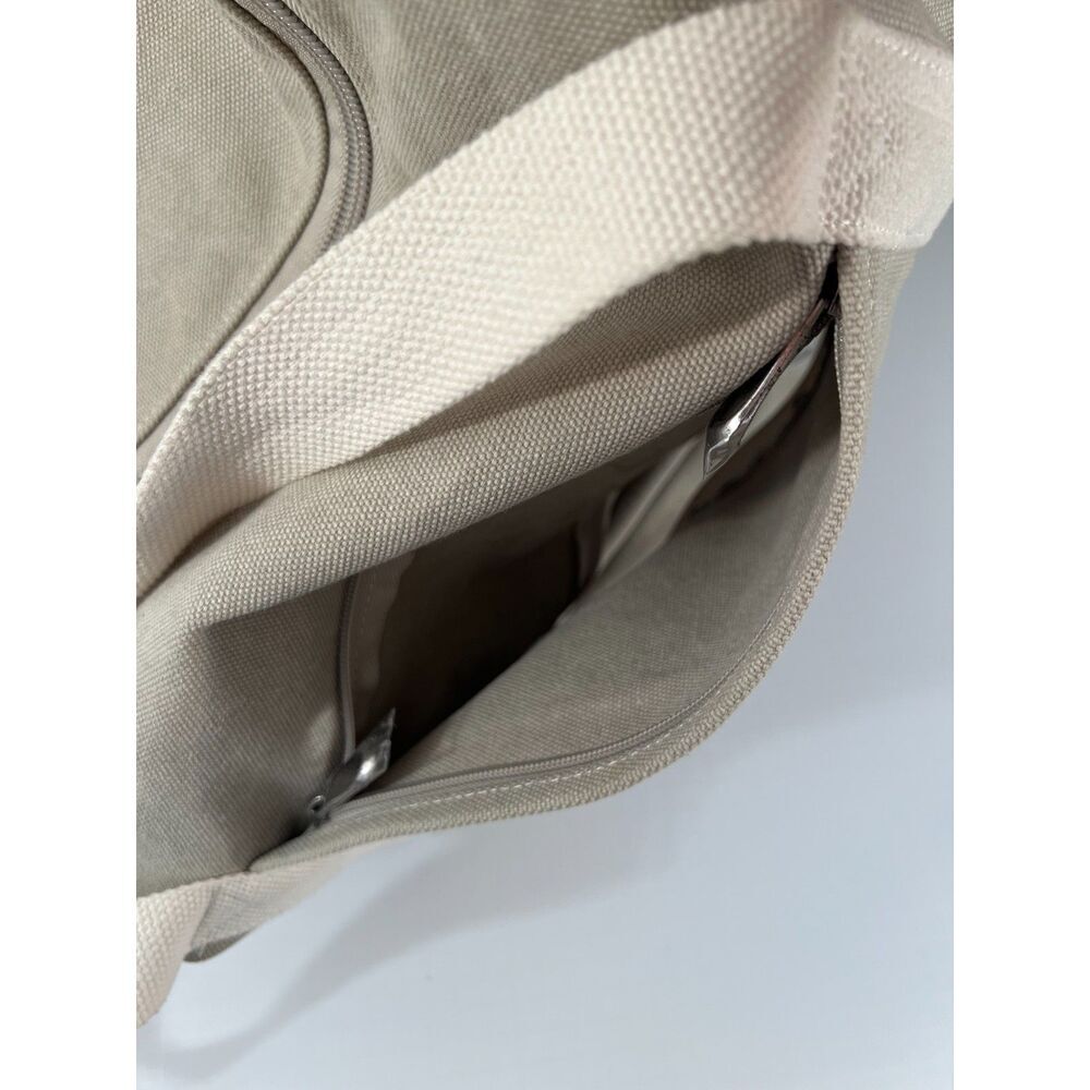 Lo & Sons Cataline Deluxe Small Weekender Bag / Duffel  in Dove Grey - Picture 9 of 15